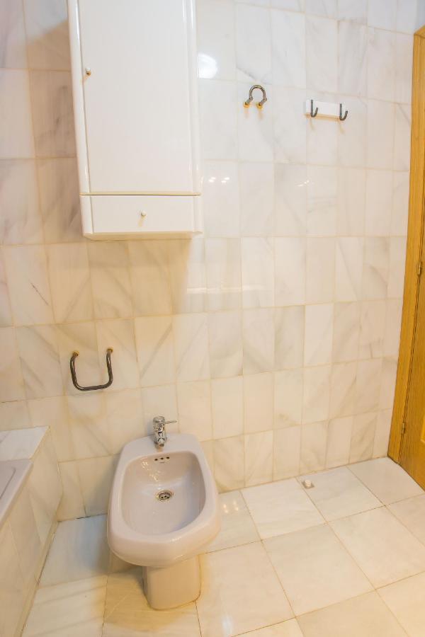 Ibericabeds Rejas Basic Apartman Granada Kültér fotó